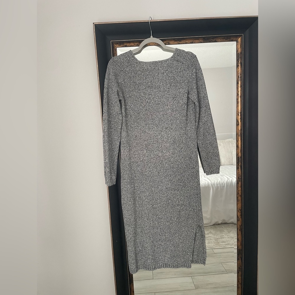 Massimo Dutti Gray V-Neck Long Sleeve Knit Midi Dress - Picture 5 of 5